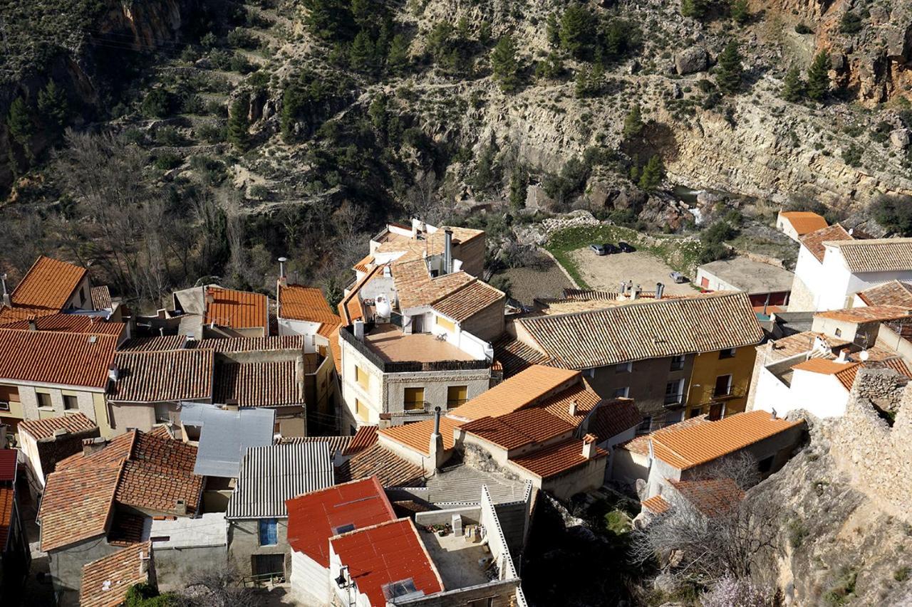 Alojamientos Rurales Entre Rocas Ayna Buitenkant foto